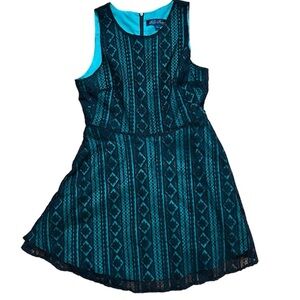 Francesca’s Blue Rain Green Sleeveless Skater dress with Black Lace overlay Sz L